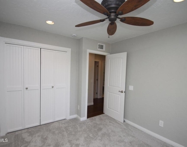 4745 Avedon Road - Photo Thumbnail 12