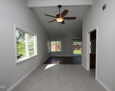 4745 Avedon Road - Photo Thumbnail 7