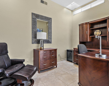 45550 Navajo Road - Photo Thumbnail 7