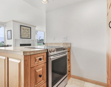 42320 Baracoa Drive - Photo Thumbnail 10