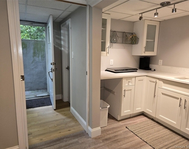 6 Harmony Lane - Photo Thumbnail 3