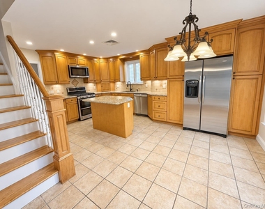 37 Harding Avenue - Photo Thumbnail 7
