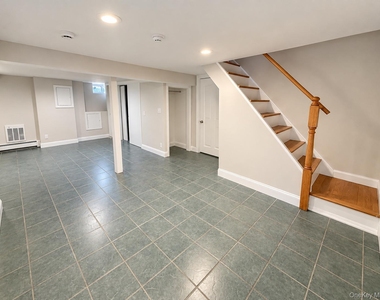 37 Harding Avenue - Photo Thumbnail 15