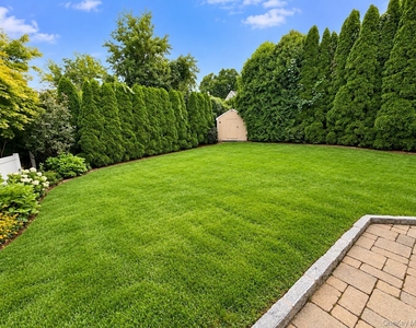 37 Harding Avenue - Photo Thumbnail 20