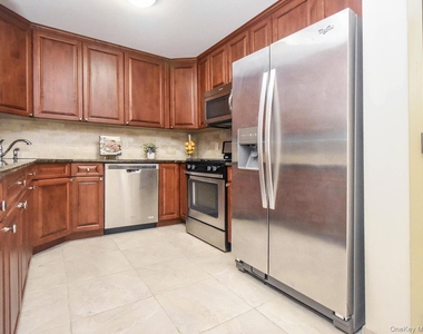 200 Carney Street - Photo Thumbnail 4