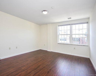 200 Carney Street - Photo Thumbnail 15