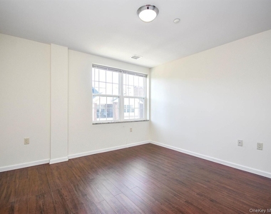 200 Carney Street - Photo Thumbnail 14