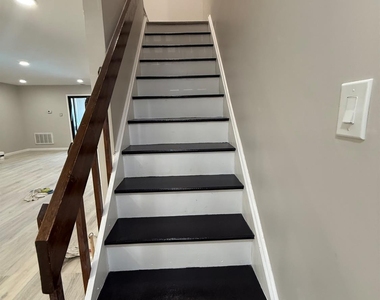 1502 Bromley Estates - Photo Thumbnail 4