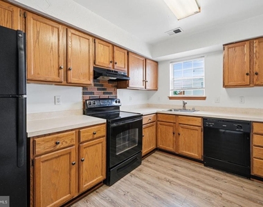 8909 Sugarwood Lane - Photo Thumbnail 1