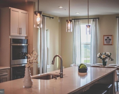 24274 Thurso Square - Photo Thumbnail 25