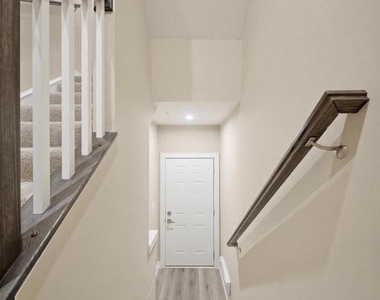 24274 Thurso Square - Photo Thumbnail 70