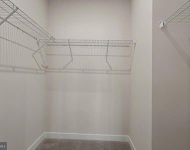 24274 Thurso Square - Photo Thumbnail 53