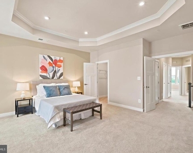 24274 Thurso Square - Photo Thumbnail 7