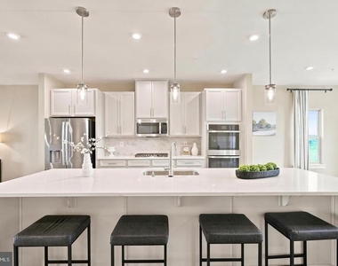 24274 Thurso Square - Photo Thumbnail 23
