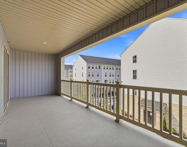 24274 Thurso Square - Photo Thumbnail 74