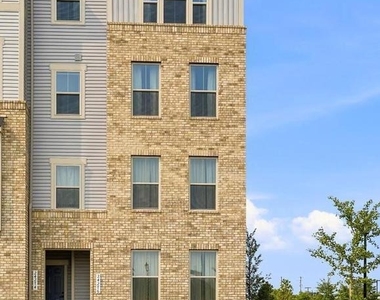 24274 Thurso Square - Photo Thumbnail 11