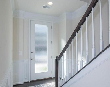 4931 Trail Vista Lane - Photo Thumbnail 2
