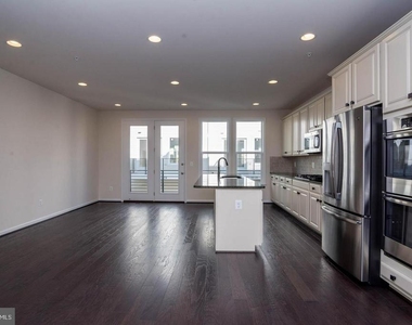 4931 Trail Vista Lane - Photo Thumbnail 6