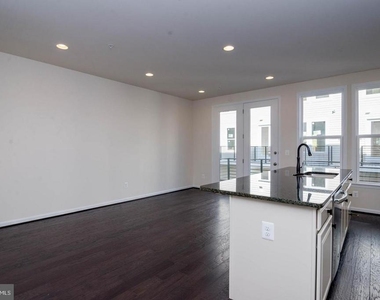 4931 Trail Vista Lane - Photo Thumbnail 8