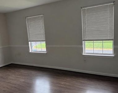 5722 Belcher Farm Drive - Photo Thumbnail 6