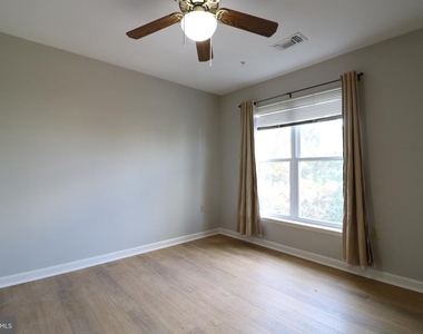 2204 Westcourt Lane - Photo Thumbnail 8