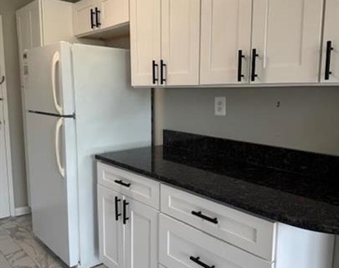 6641 E Wakefield Drive - Photo Thumbnail 14