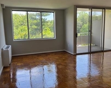 6641 E Wakefield Drive - Photo Thumbnail 7