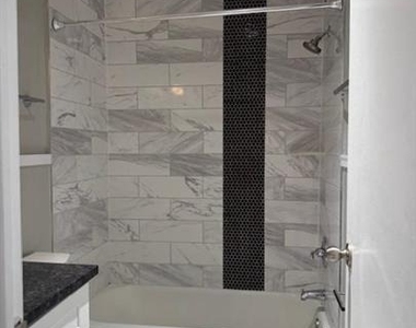 6641 E Wakefield Drive - Photo Thumbnail 10