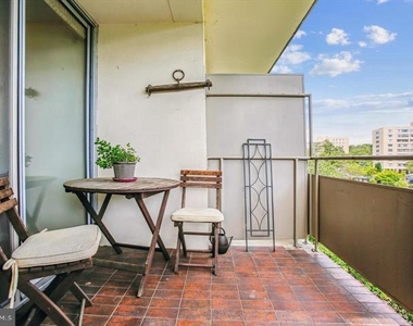 6641 E Wakefield Drive - Photo Thumbnail 15
