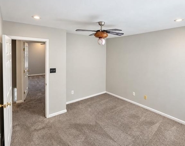 6503 Susan Barkley Court - Photo Thumbnail 12