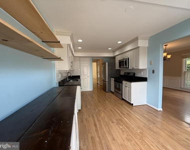 6269 Walkers Croft Way - Photo Thumbnail 12