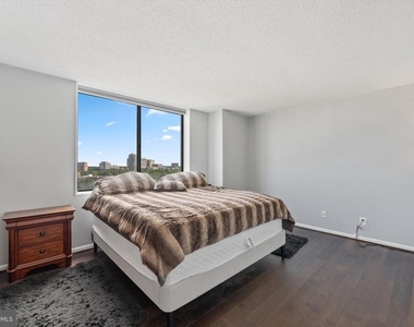 3713 S George Mason Drive - Photo Thumbnail 18