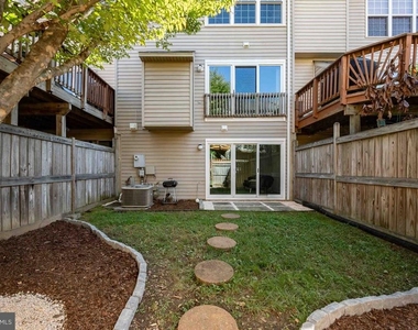 5668 Gosling Drive - Photo Thumbnail 46