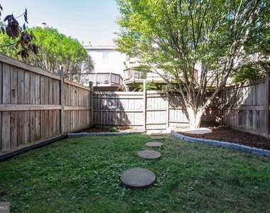 5668 Gosling Drive - Photo Thumbnail 43