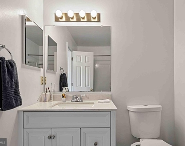 5668 Gosling Drive - Photo Thumbnail 24