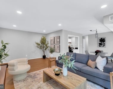 2908 Kings Chapel Road - Photo Thumbnail 2