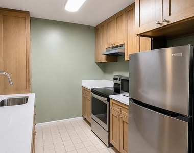 5800 Orchard Hill Court - Photo Thumbnail 7