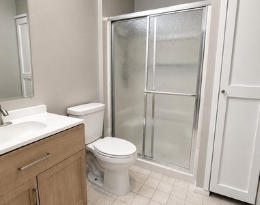 5800 Orchard Hill Court - Photo Thumbnail 9