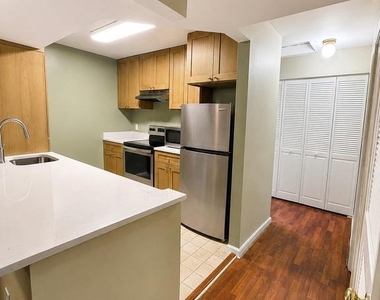 5800 Orchard Hill Court - Photo Thumbnail 8
