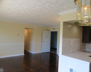 5801 Quantrell Avenue - Photo Thumbnail 7