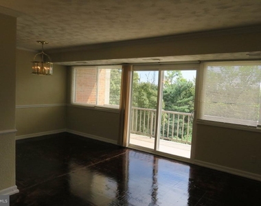 5801 Quantrell Avenue - Photo Thumbnail 9