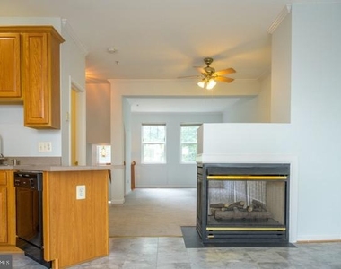 3857 Eisenhower Avenue - Photo Thumbnail 11