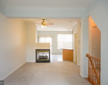 3857 Eisenhower Avenue - Photo Thumbnail 4