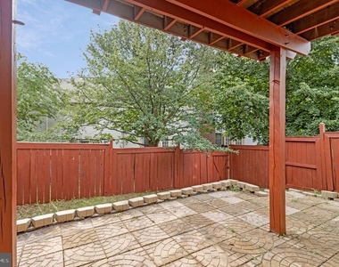 208 Ellsworth Street - Photo Thumbnail 36