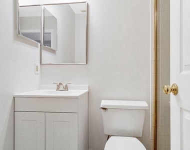 208 Ellsworth Street - Photo Thumbnail 29