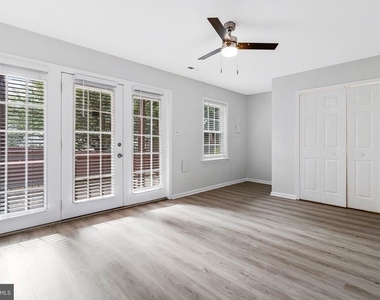 208 Ellsworth Street - Photo Thumbnail 33