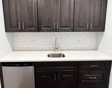 2543 Manton Street - Photo Thumbnail 19