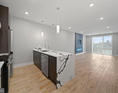 1000 W Girard Avenue - Photo Thumbnail 61