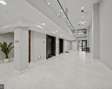 1000 W Girard Avenue - Photo Thumbnail 53