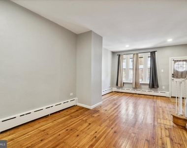1547 S Newkirk Street - Photo Thumbnail 4